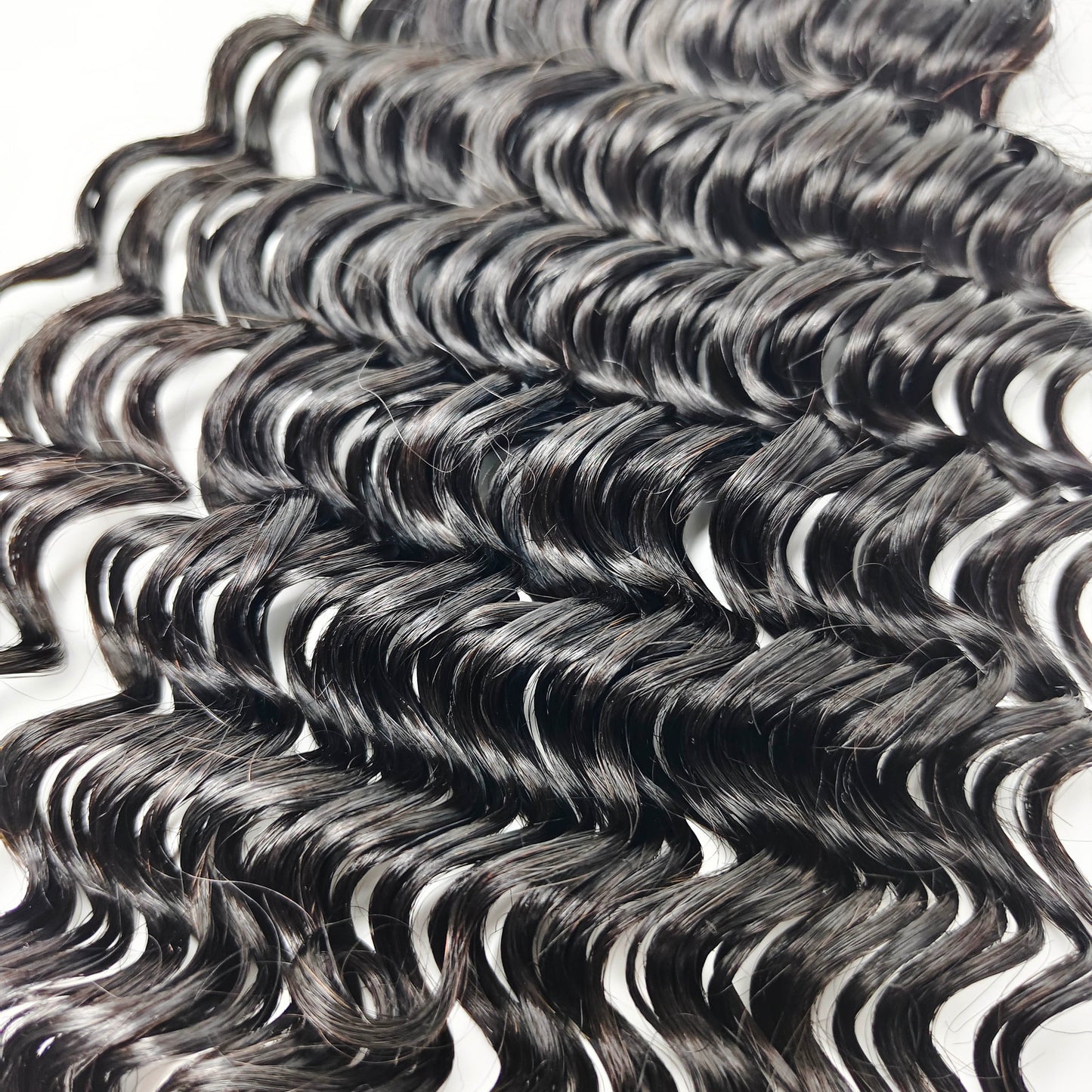 Deep Curly Virgin Human Hair Extensions with 3 Years Life Time