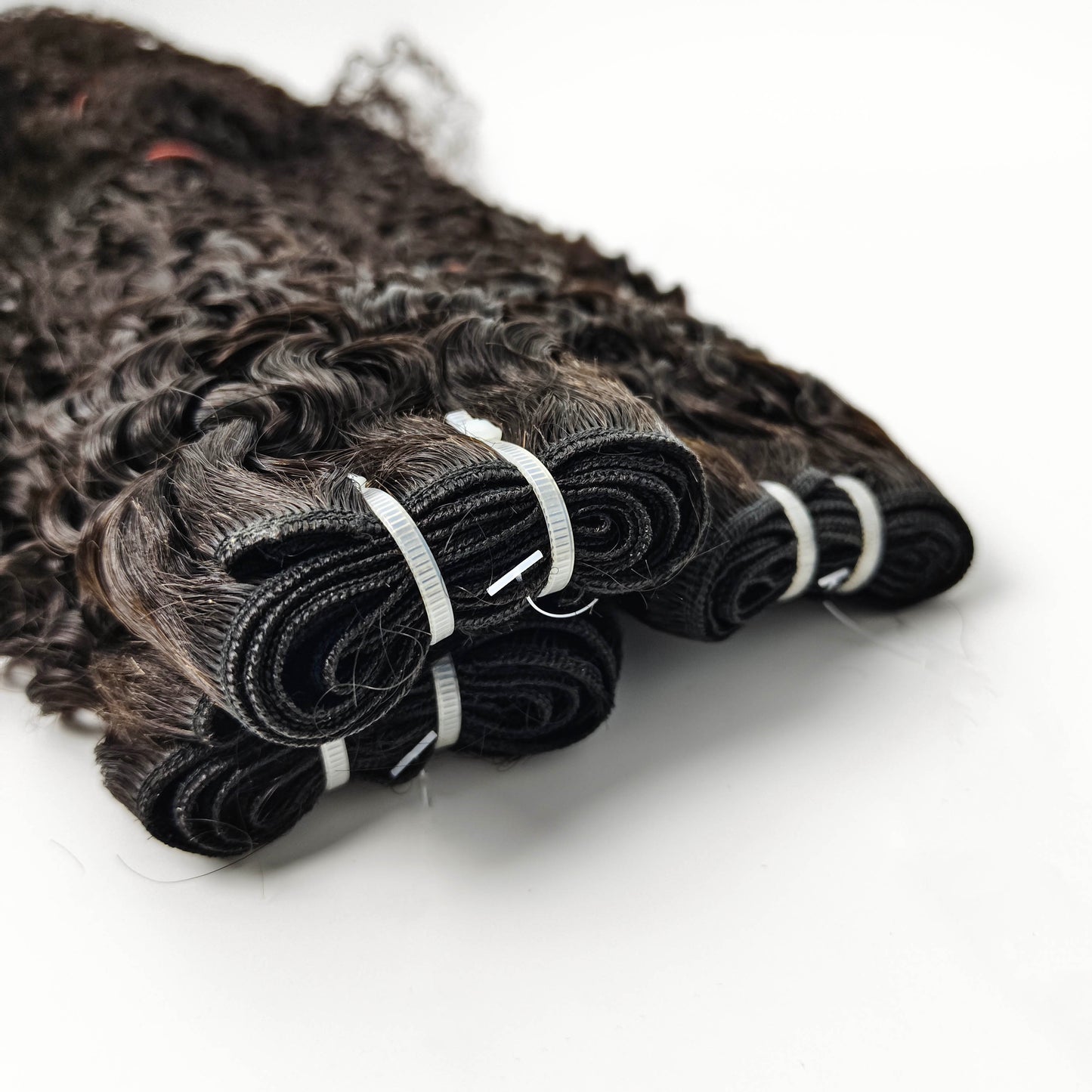Long Length Curly Virgin Human Hair Extensions with 3 Years Life Time